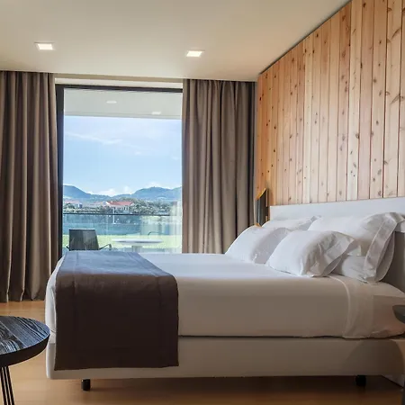 Resort Pedras Do Mar & Spa