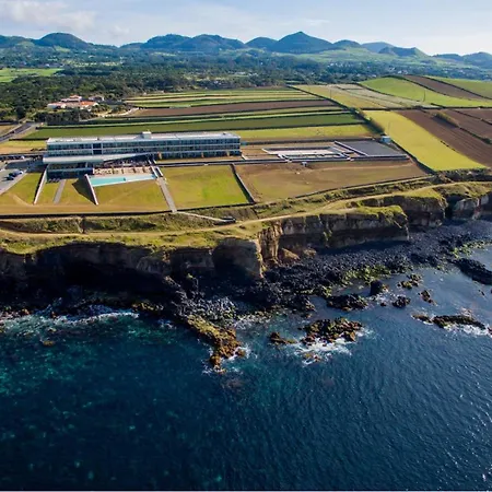 Resort Pedras Do Mar & Spa